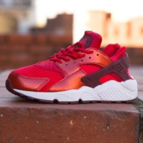 WMNS NIKE Air Huarache Run (634835 605) NIB - Picture 2 of 3